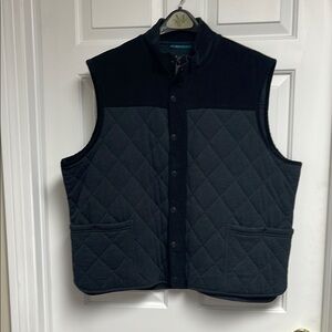 Men's Black Quilted Vest